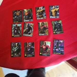 12 DC Injustice Series 2 Superhero Trading Cards
